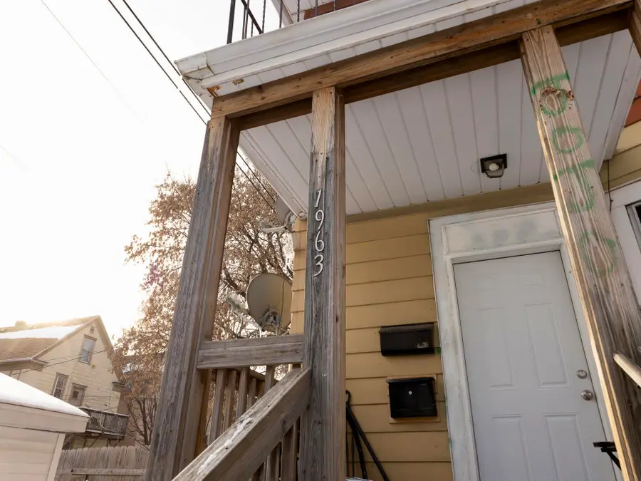 1963 S 19th St, Milwaukee, WI 53204 - Image #3