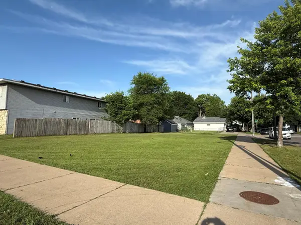 1202 West Ave S, La Crosse, WI 54601