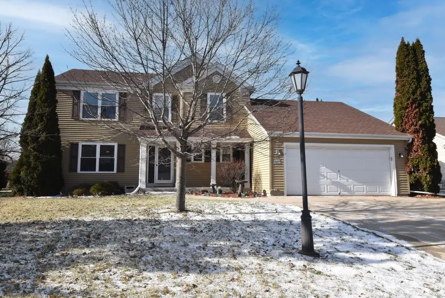 W142N9823 Amber Dr, Germantown, WI 53022 - Image #3