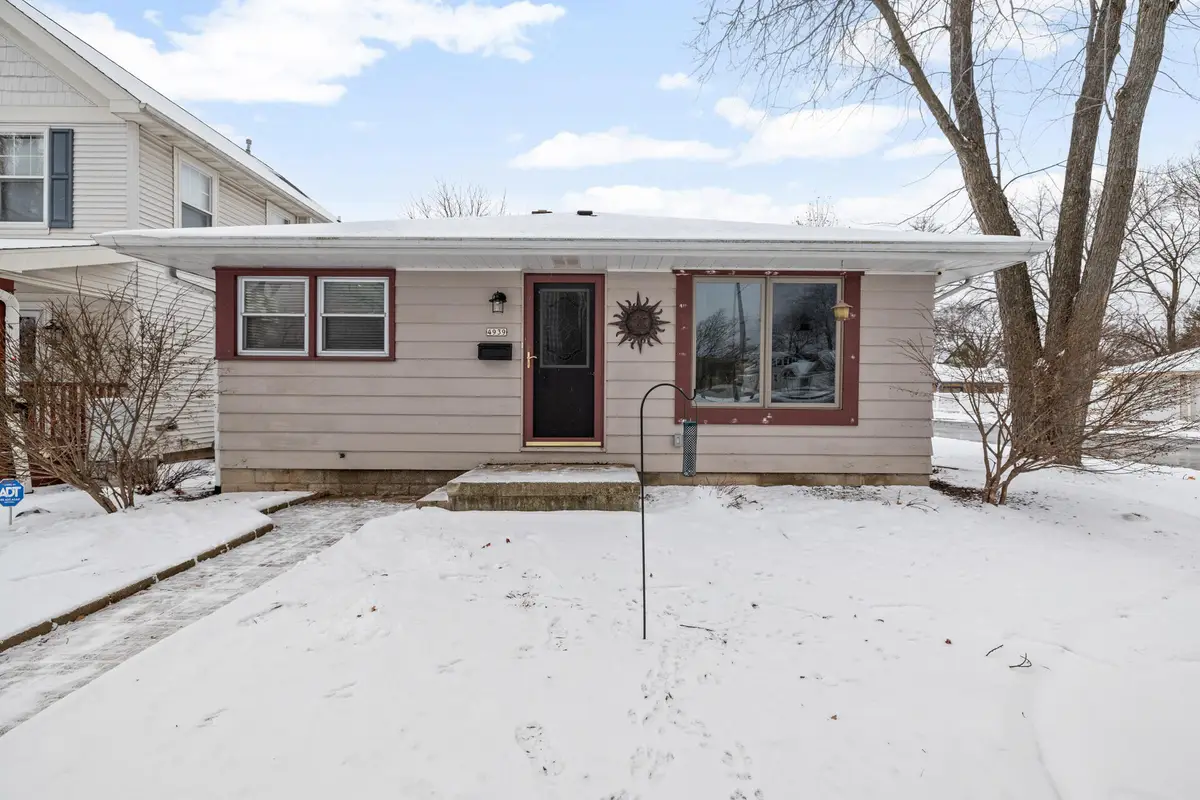 4939 N 126th St, Butler, WI 53007 - Image #1