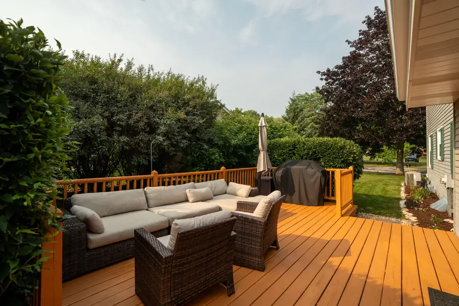 3009 W Renee Ct, Mequon, WI 53092 - Image #3