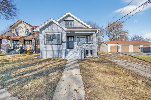 1824 Rapids Dr, Racine, WI 53404