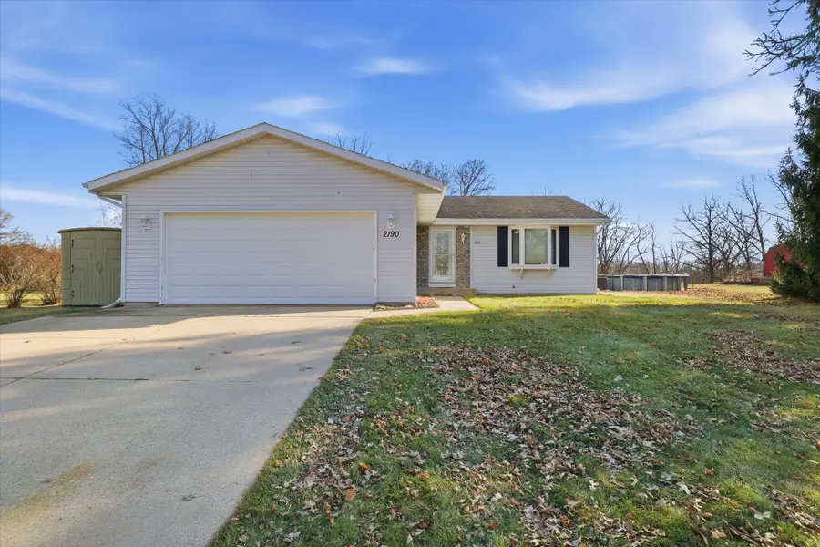 2190 North Shore Dr, East Troy, WI 53120 - Image #2