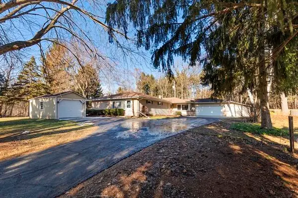 N7543 State Park Rd, Whitewater, WI 53190