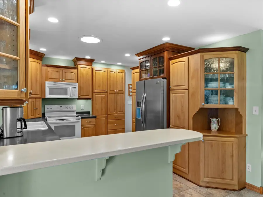 1506 Hilltop Ln, Plymouth, WI 53073 - Image #3