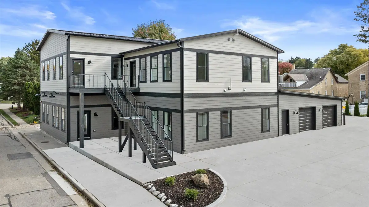 308 Oak St, Slinger, WI 53086 - Image #1