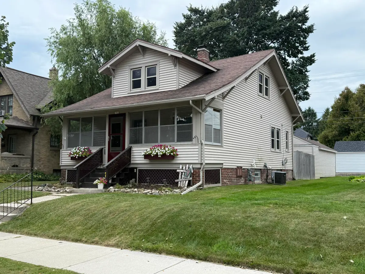 1522 S 17th St, Sheboygan, WI 53081 - Image #1