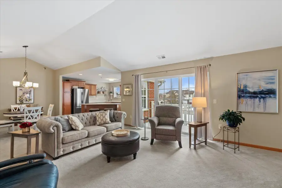 12374 W Virginia Cir, Franklin, WI 53132 - Image #3