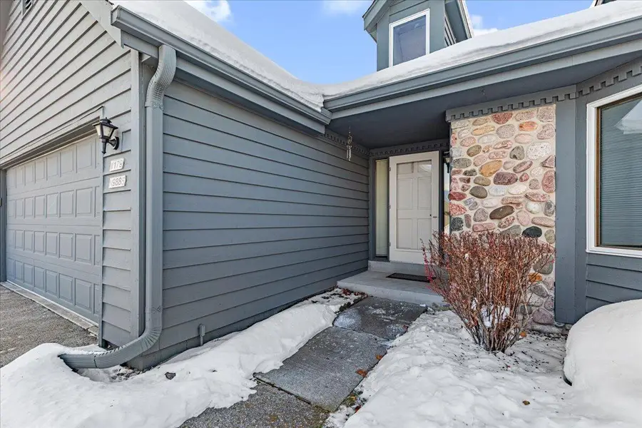 W179N9885 Riversbend Cir E, Germantown, WI 53022 - Image #3