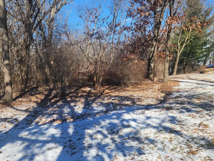 362 Dale Dr, Burlington, WI 53105 - Image #2