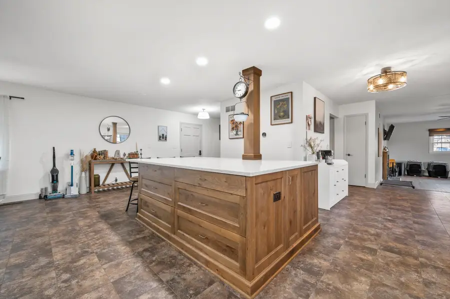 W341N6716 Lancelot Dr, Oconomowoc, WI 53066 - Image #2