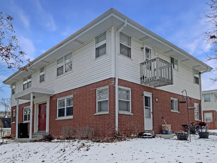 870 Perkins Ave, Waukesha, WI 53186 - Image #2
