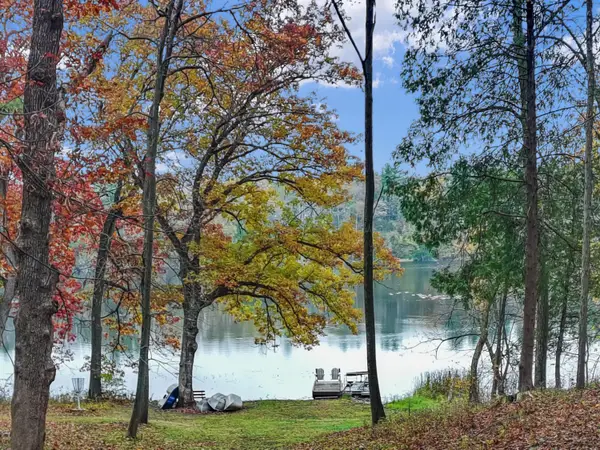 W3895 Timber Lake Rd, Troy, WI 53120