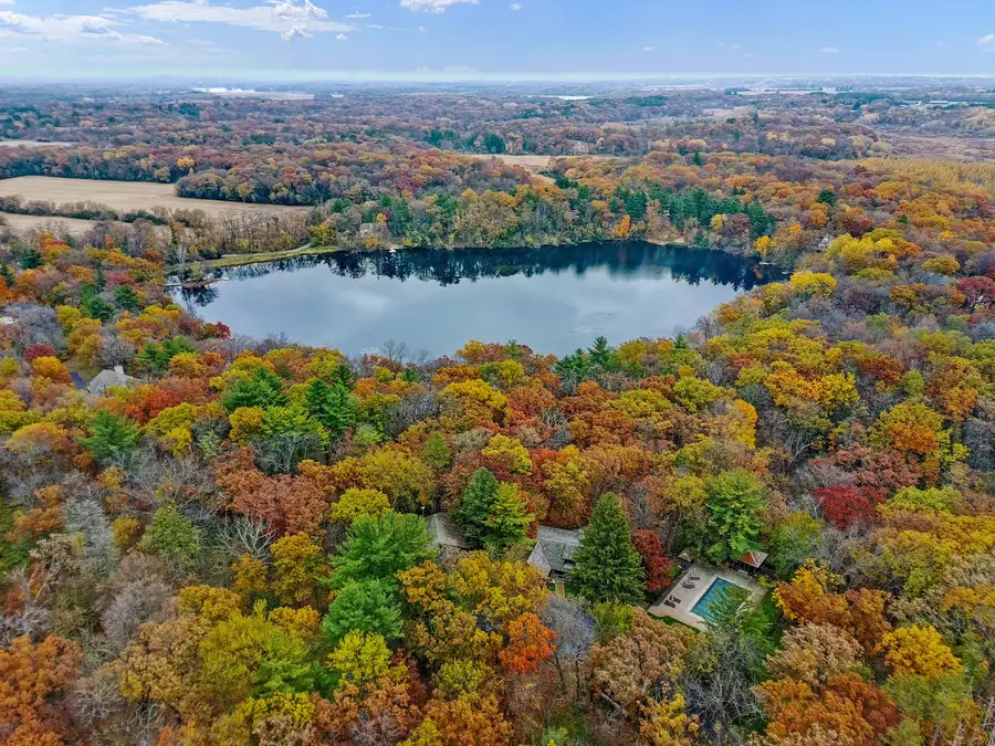 W3895 Timber Lake Rd, Troy, WI 53120 - Image #2