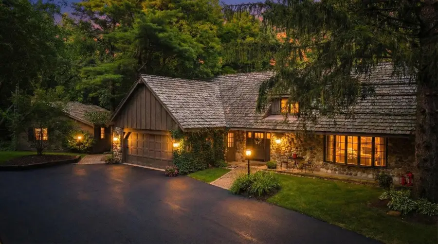 W3895 Timber Lake Rd, Troy, WI 53120 - Image #3