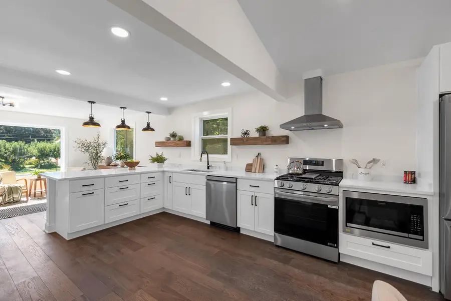 1005 Center St, Delavan, WI 53115 - Image #3