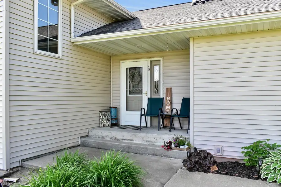 17 Williams St, Lewiston, MN 55952 - Image #2