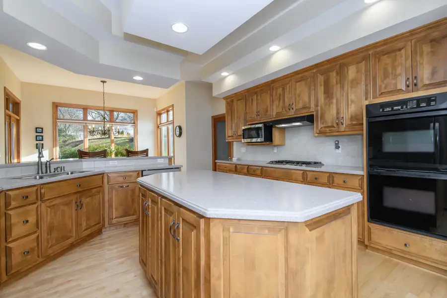 18840 Saratoga Ct, Brookfield, WI 53045 - Image #3