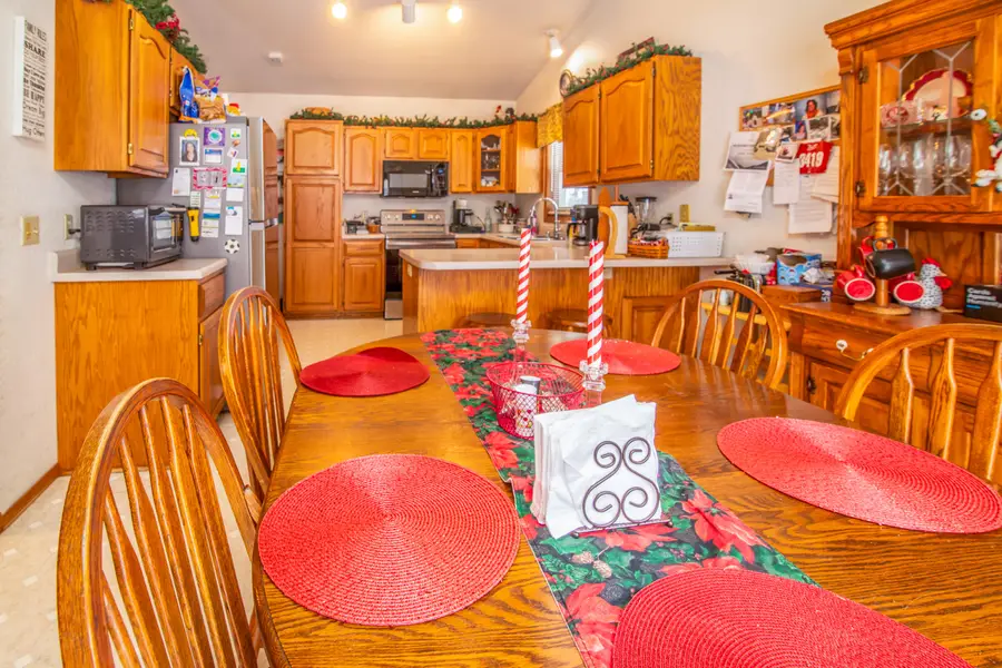 225 Anna St, Waterloo, WI 53594 - #3