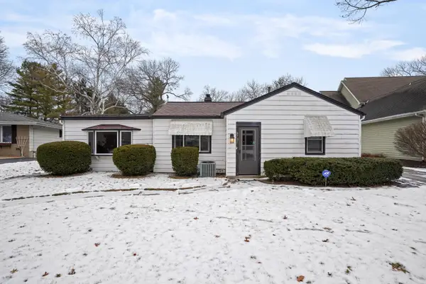 8705 2nd Ave, Pleasant Prairie, WI 53158