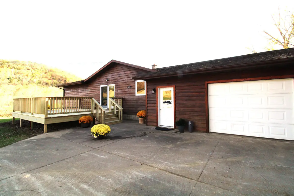 N21487 Glodowski Rd, Arcadia, WI 54612 - #1