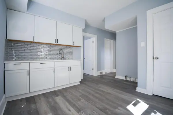 2172 W Forest Home Ave, Milwaukee, WI 53215