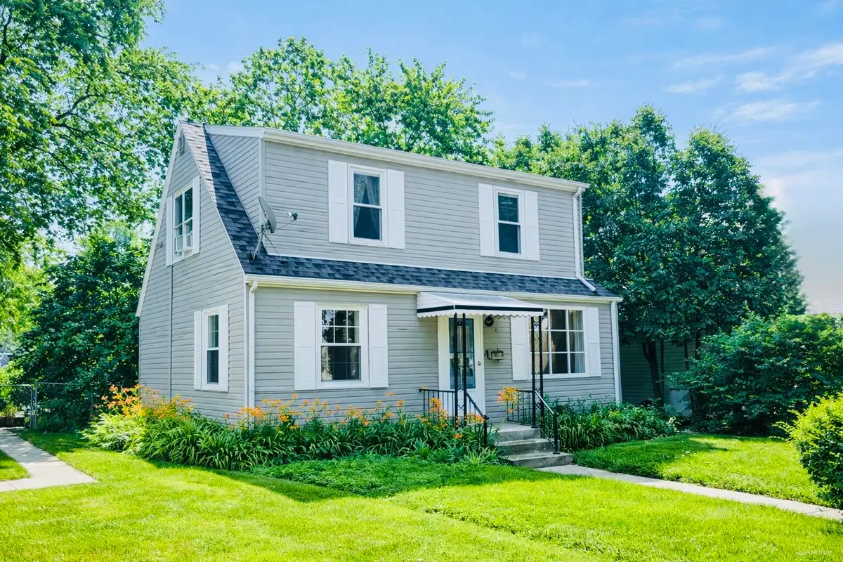 3728 S 19th St, Milwaukee, WI 53221 - Image #1