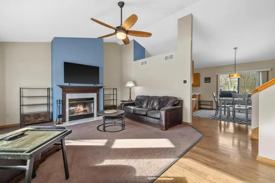 702 Fox Knoll Dr, Rochester, WI 53185 - Image #3