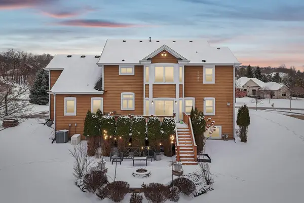 W291N4174 Prairie Wind Cir S, Delafield, WI 53072