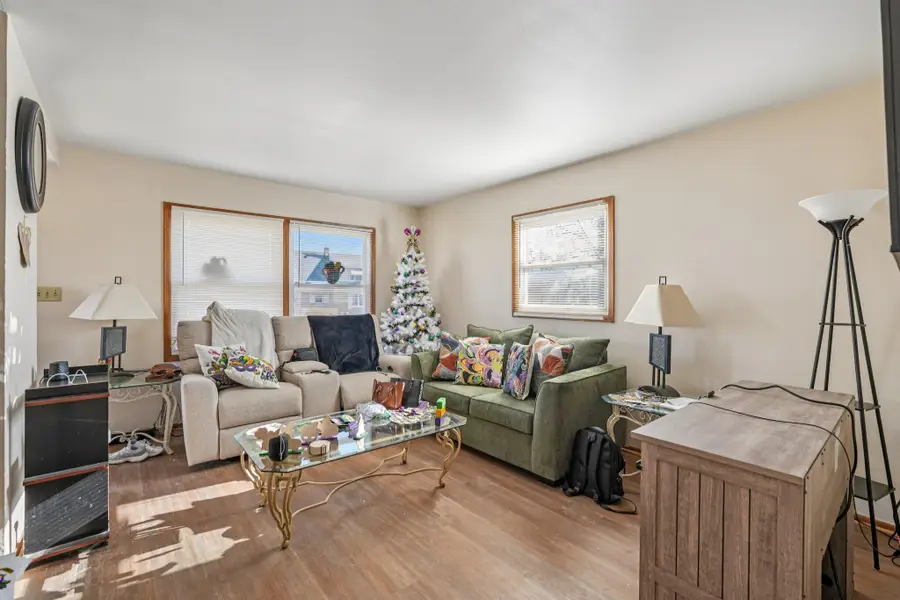 4911 N 105th St, Milwaukee, WI 53225 - Image #3