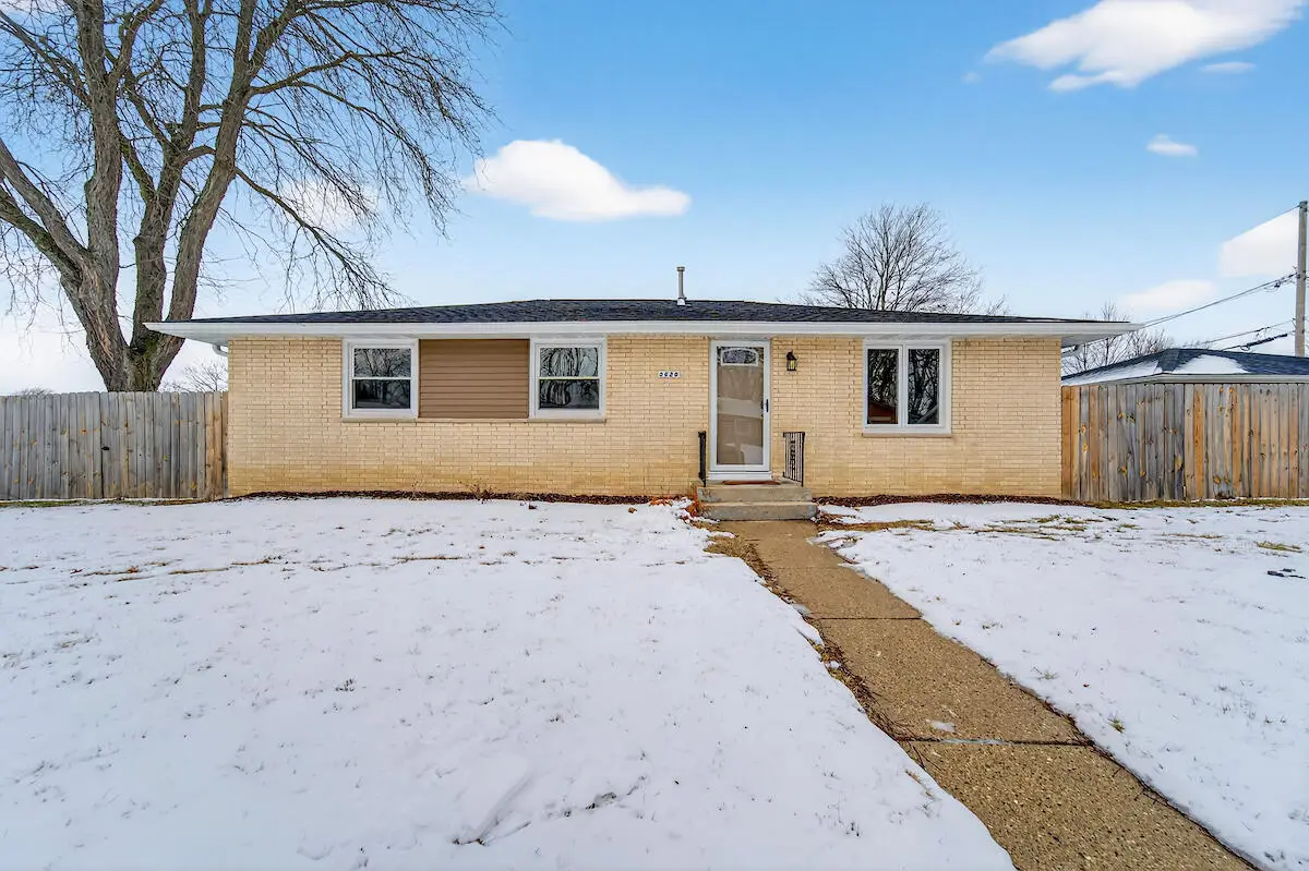 3620 88th St, Kenosha, WI 53142 - Image #1