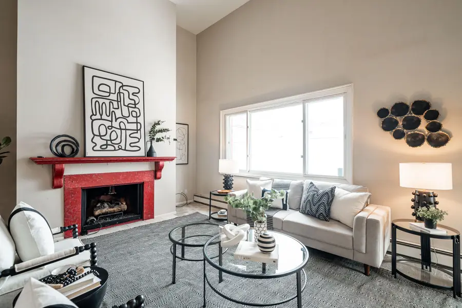 330 E Beaumont Ave, Whitefish Bay, WI 53217 - Image #3