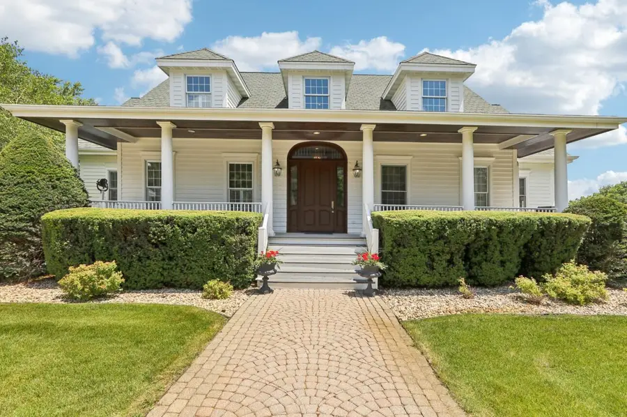 N1474 Fontana Ridge Rd, Fontana, WI 53125 - Image #2