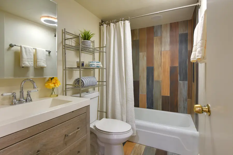 8735 N 72nd St, Milwaukee, WI 53223 - Image #3