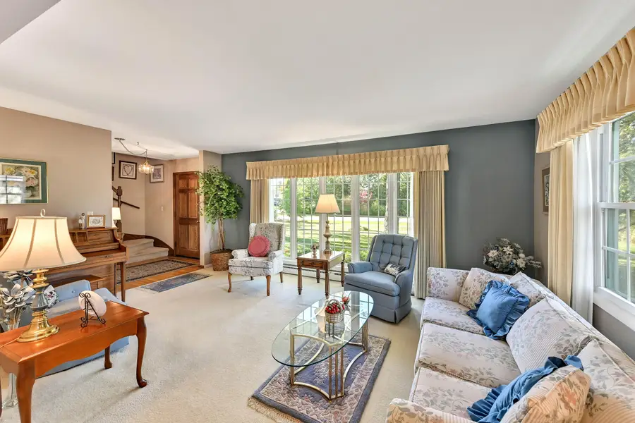 6530 S 116th St, Franklin, WI 53132 - Image #2