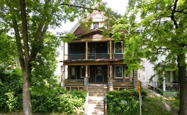 930 N 34th St, Milwaukee, WI 53208