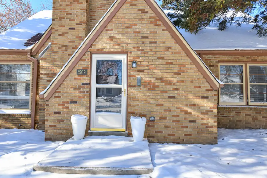 2919 N 89th St, Milwaukee, WI 53222 - Image #2