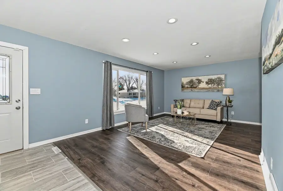 8822 W Dogwood St, Milwaukee, WI 53224 - Image #3