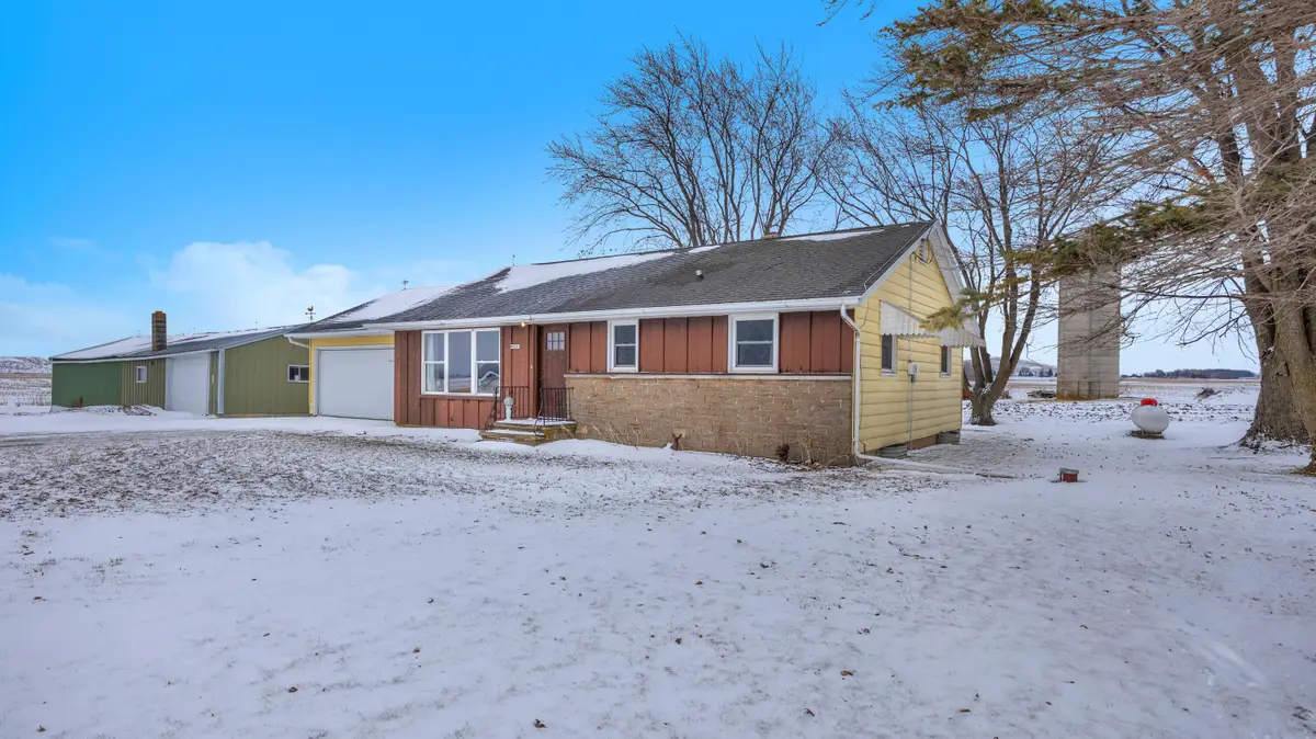 W3121 Faro Springs Rd, Chilton Town, WI 54129 - Image #1