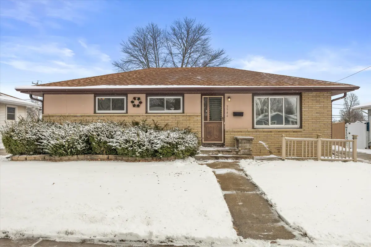 5944 S Swift Ave, Cudahy, WI 53110 - Image #1