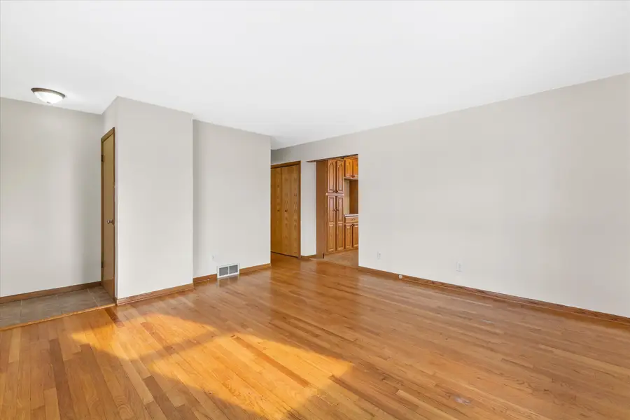 5944 S Swift Ave, Cudahy, WI 53110 - Image #3