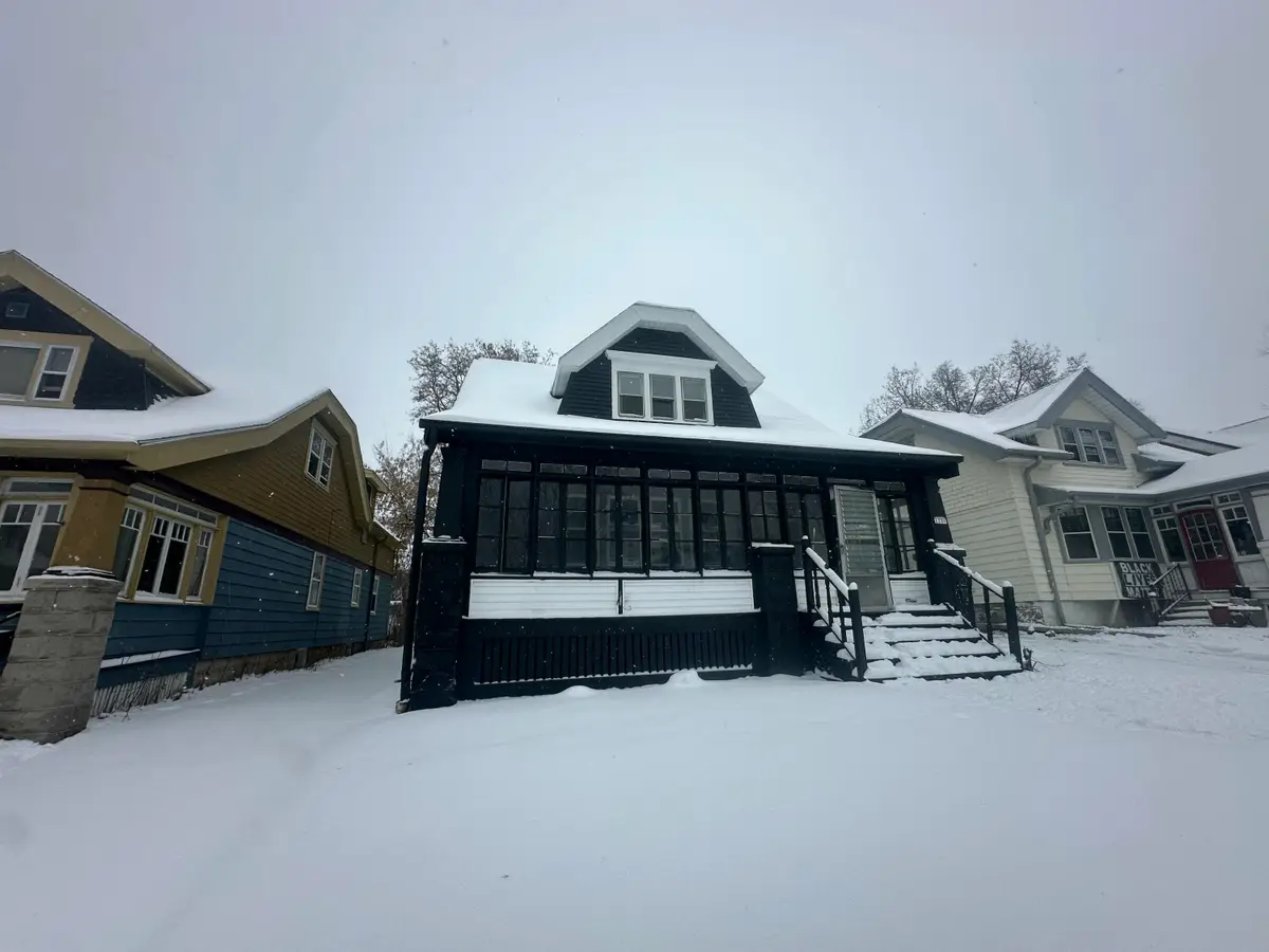 1331 N 44th St, Milwaukee, WI 53208 - Image #1