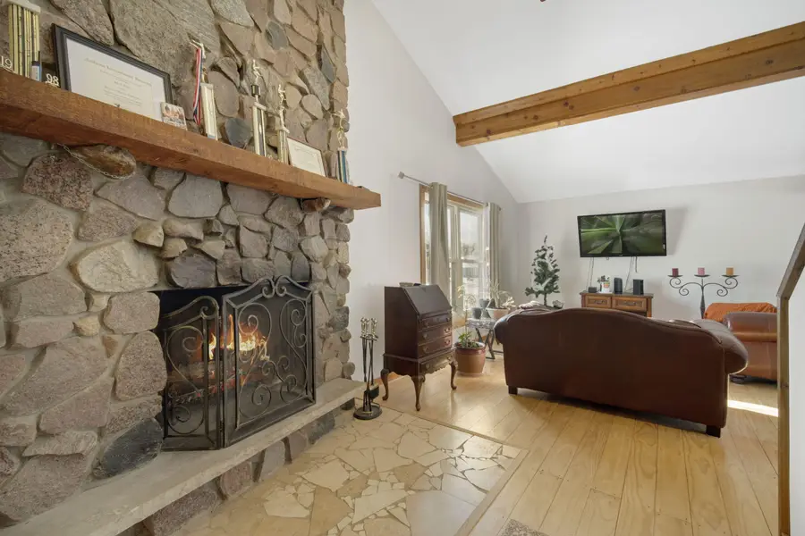 808 Lake Geneva Blvd, Lake Geneva, WI 53147 - Image #2