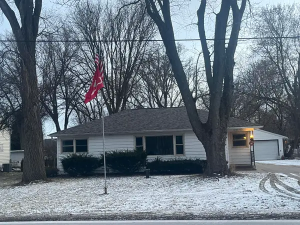 N55W37027 Lisbon Rd, Oconomowoc, WI 53066