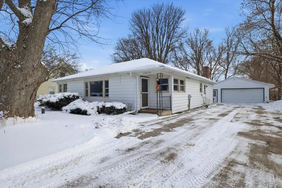 N55W37027 Lisbon Rd, Oconomowoc, WI 53066 - Image #2