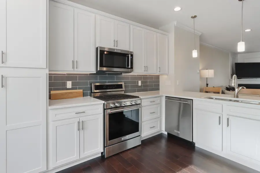 170 3rd Ave, Fontana, WI 53125 - #3