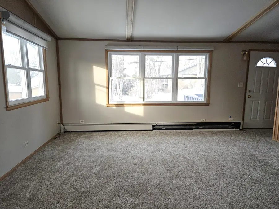 603 Norris St, Beaver Dam, WI 53916 - Image #2