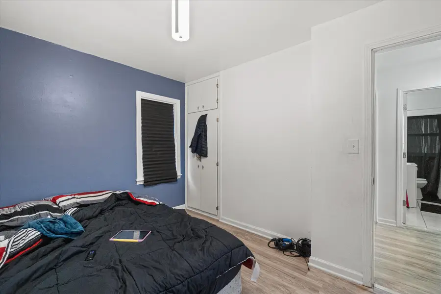 2417 W Roosevelt Dr, Milwaukee, WI 53209 - Image #3