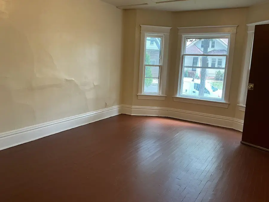 2411 S 12th St, Milwaukee, WI 53215 - Image #2