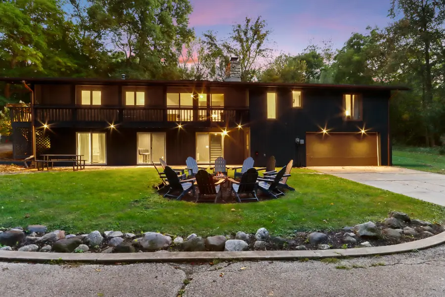 W3552 Wildwood Dr, Geneva, WI 53147 - Image #2